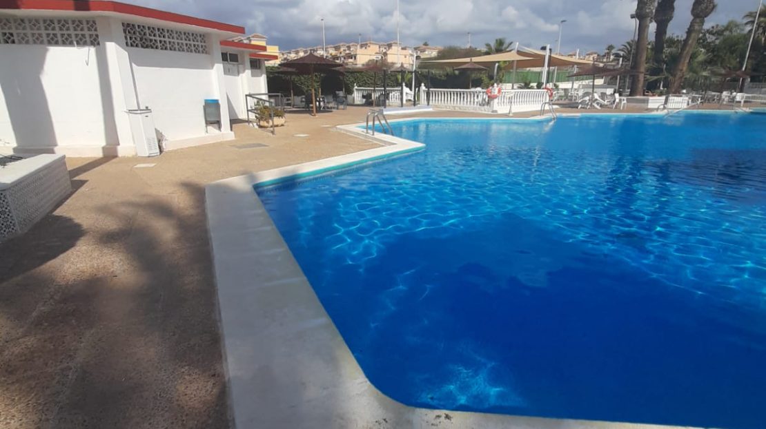 Kaupungistuminen Villa Sol Playa de los Locos Torrevieja Alicante